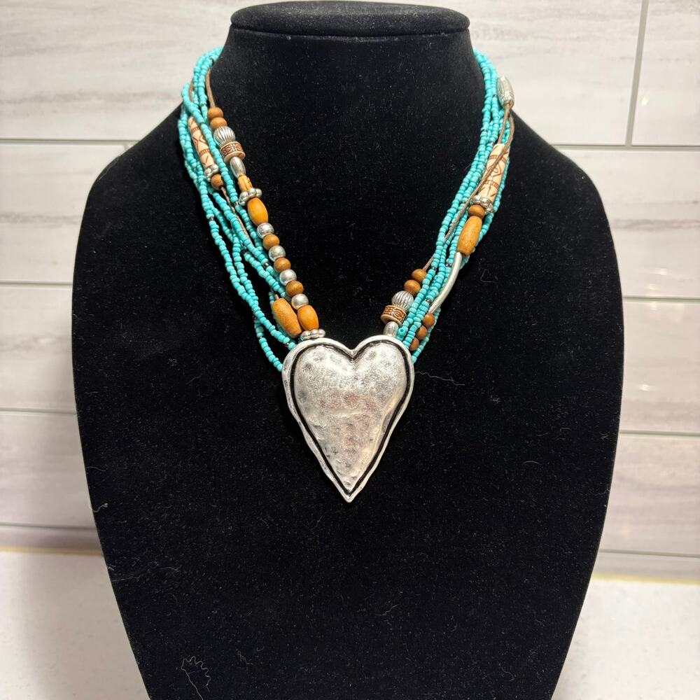 Western style necklace
